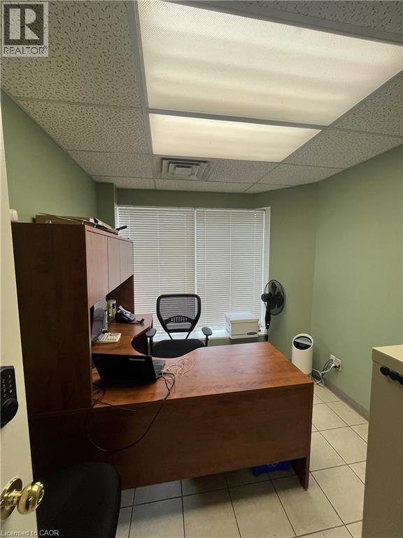 300 Victoria Street N Unit# 8, Kitchener, Ontario  N2H 6R9 - Photo 5 - 40853109