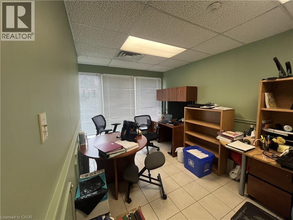 300 Victoria Street N Unit# 8, Kitchener, Ontario  N2H 6R9 - Photo 6 - 40853109