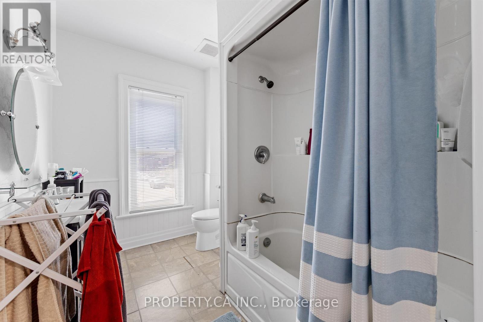 126 Stephenson Avenue, Toronto, Ontario  M4C 1G4 - Photo 16 - E13634196