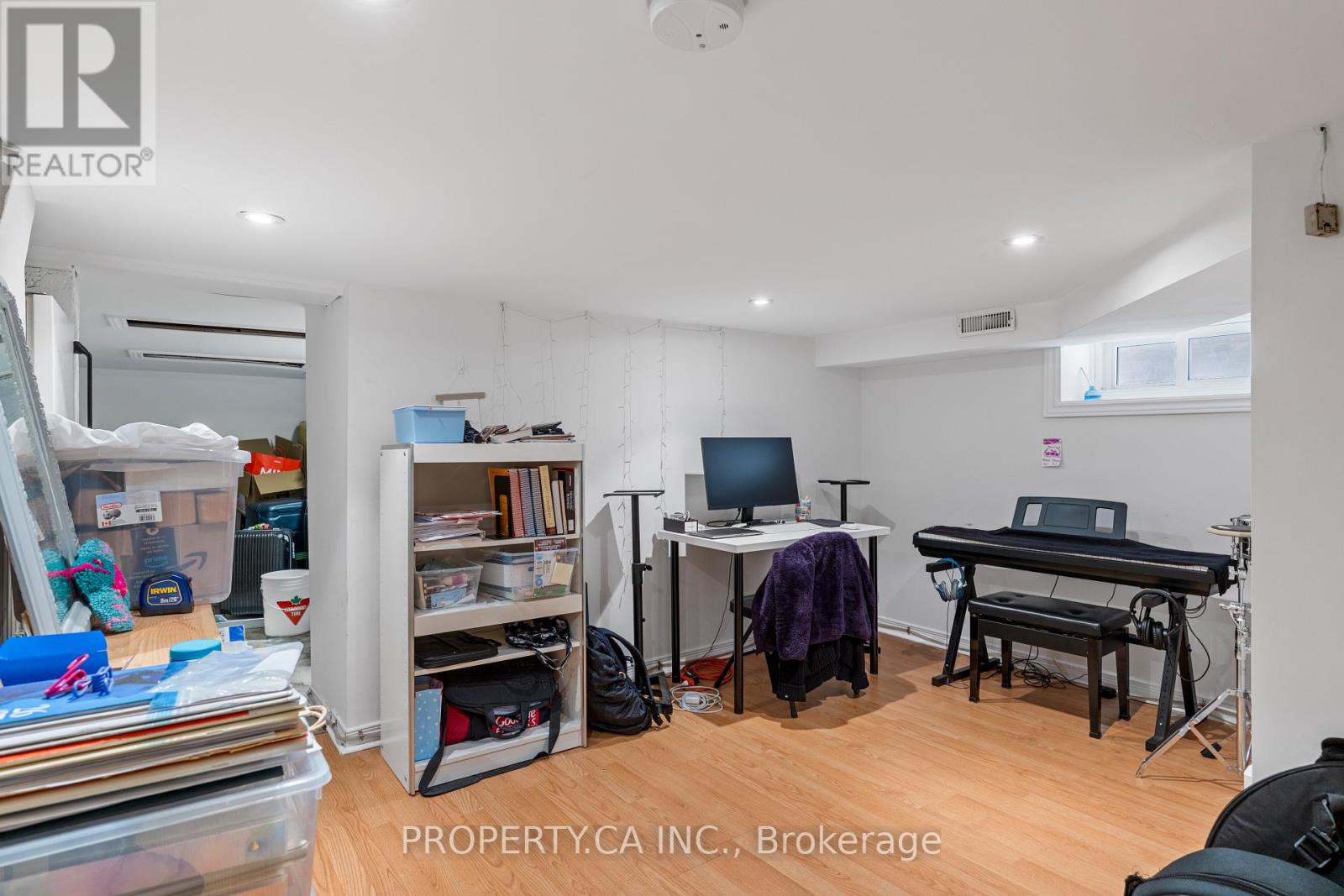 126 Stephenson Avenue, Toronto, Ontario  M4C 1G4 - Photo 19 - E13634196