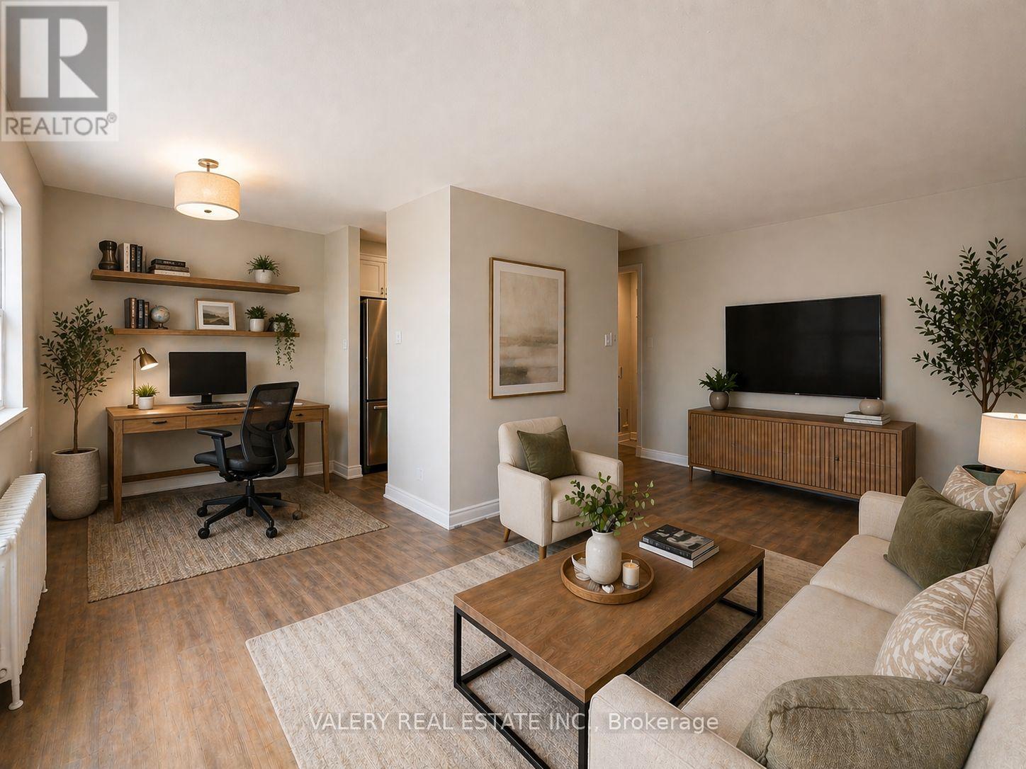 108 - 11 Glenburn Avenue, Toronto, Ontario  M4B 2X1 - Photo 4 - E13634358