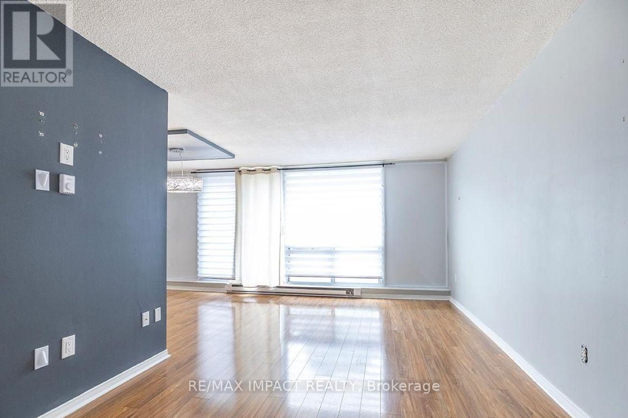 108 - 454 Centre Street, Oshawa, Ontario L1H 4C2 - Photo 2 - E13634544
