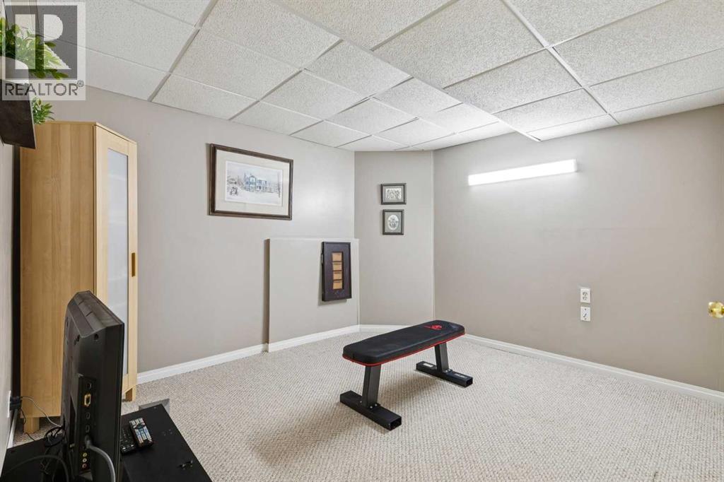 48 Westridge Drive, Okotoks, Alberta  T1S 1T2 - Photo 29 - A2309277