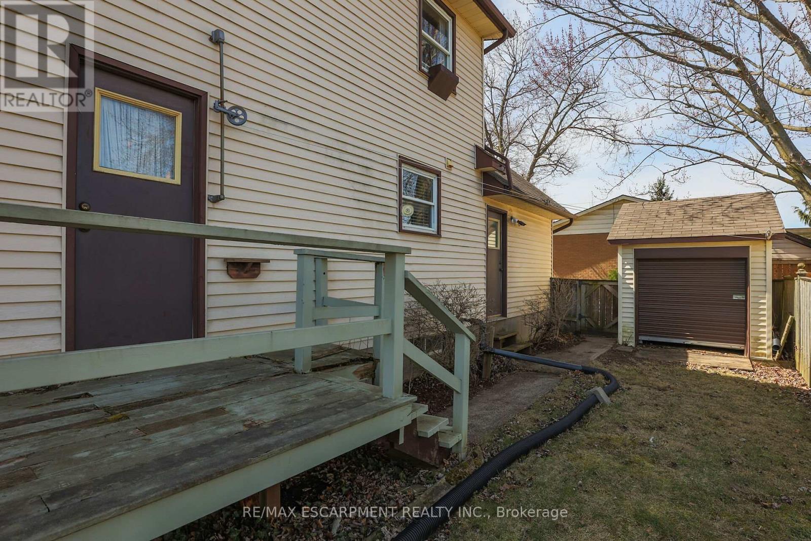 5001 Hillside Drive, Lincoln, Ontario  L3J 0L1 - Photo 31 - X12059898