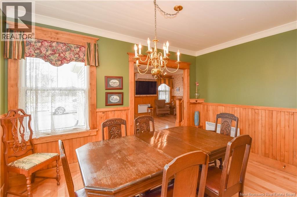 98 Saint-Pierre Ouest Boulevard, Caraquet, New Brunswick  E1W 1B6 - Photo 4 - NB145283