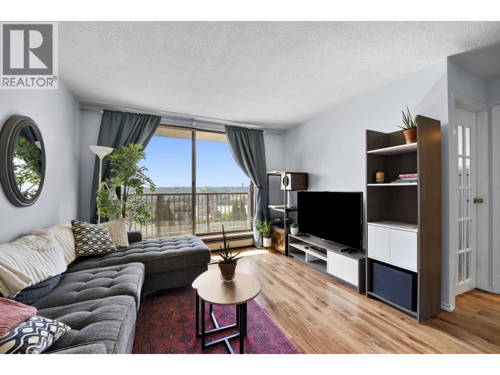508 320 ROYAL AVENUE, New Westminster, British Columbia
