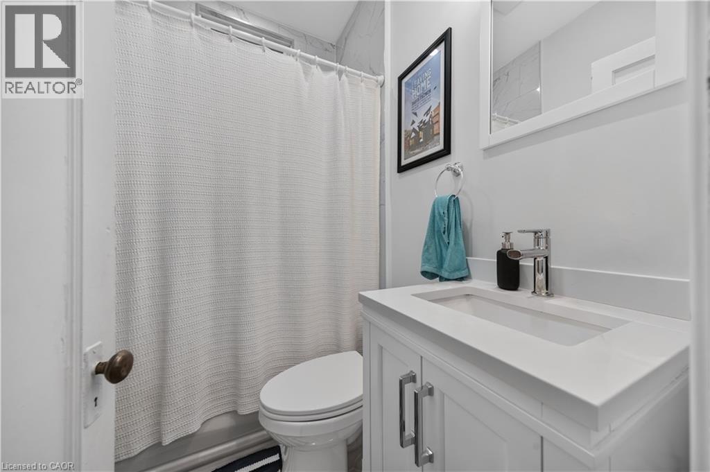 148 Markland Street, Hamilton, Ontario  L8P 2K5 - Photo 9 - 40852265