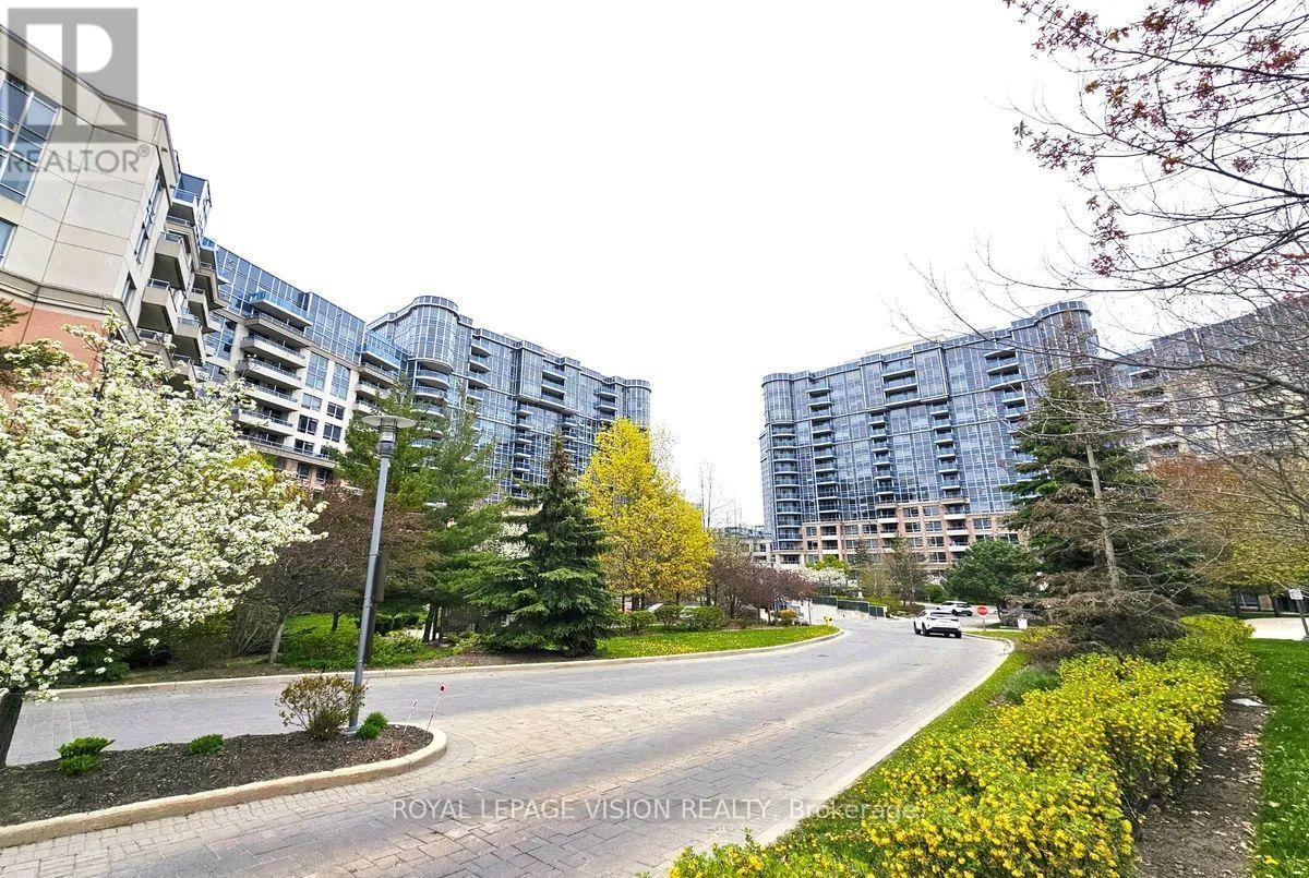 1528 - 33 Cox Boulevard, Markham, Ontario  L3R 8A6 - Photo 6 - N13634322