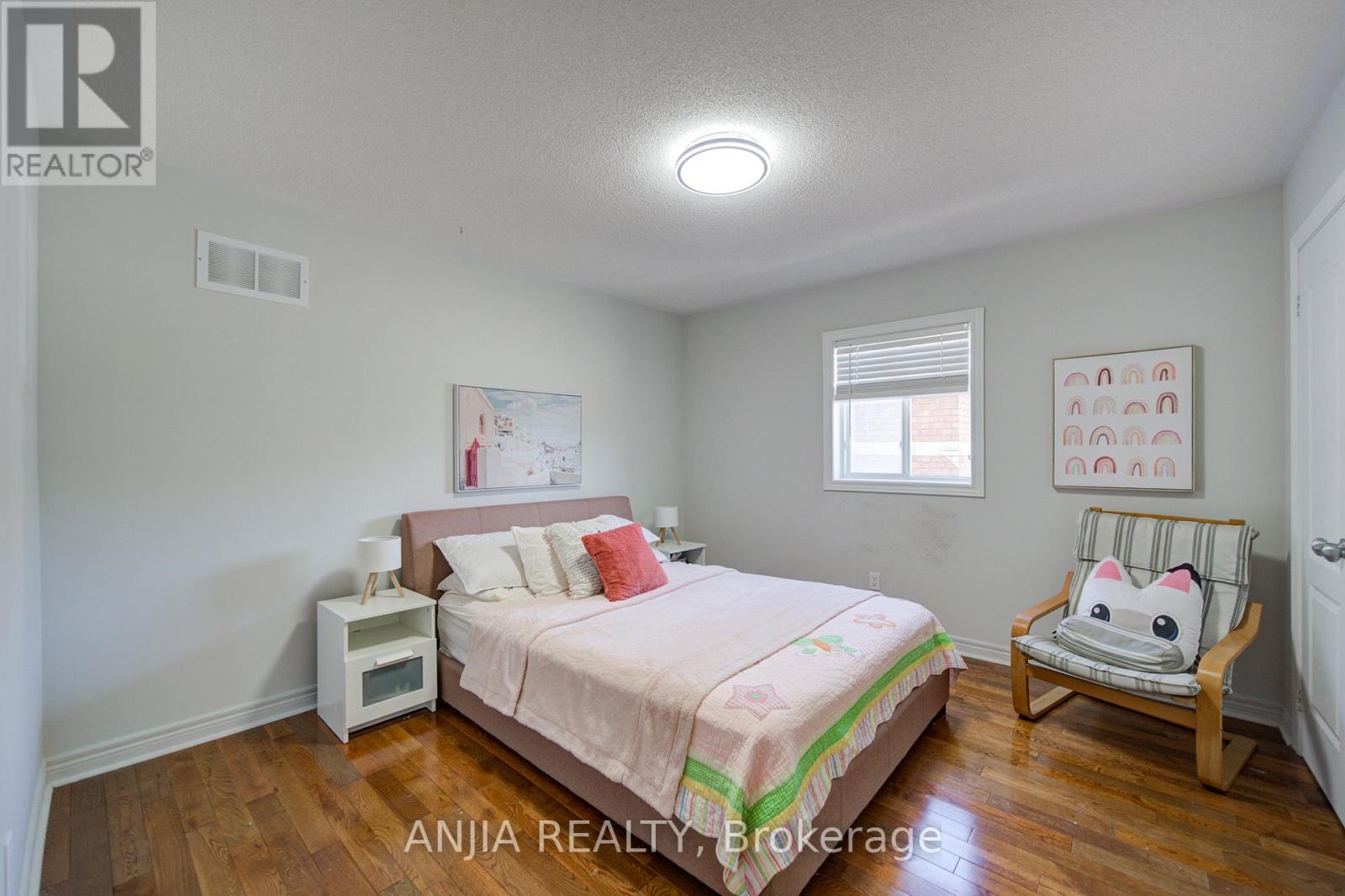 132 Estate Garden Drive, Richmond Hill, Ontario L4E 3X8 - Photo 34 - N13634324