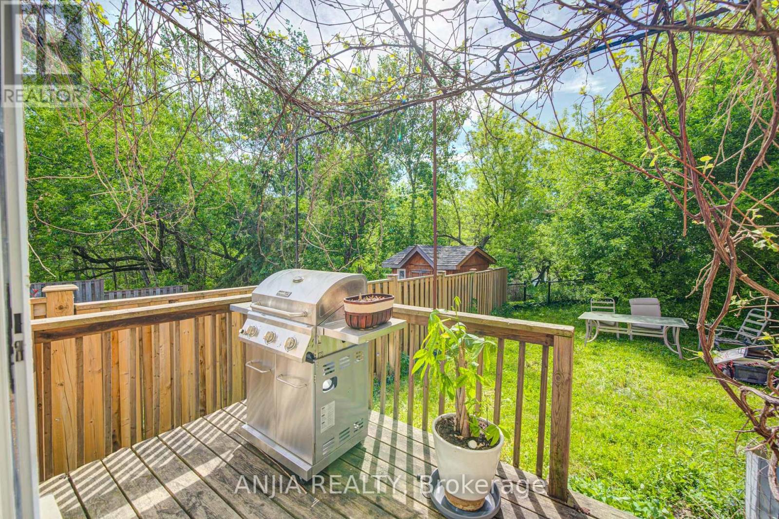 132 Estate Garden Drive, Richmond Hill, Ontario L4E 3X8 - Photo 42 - N13634324