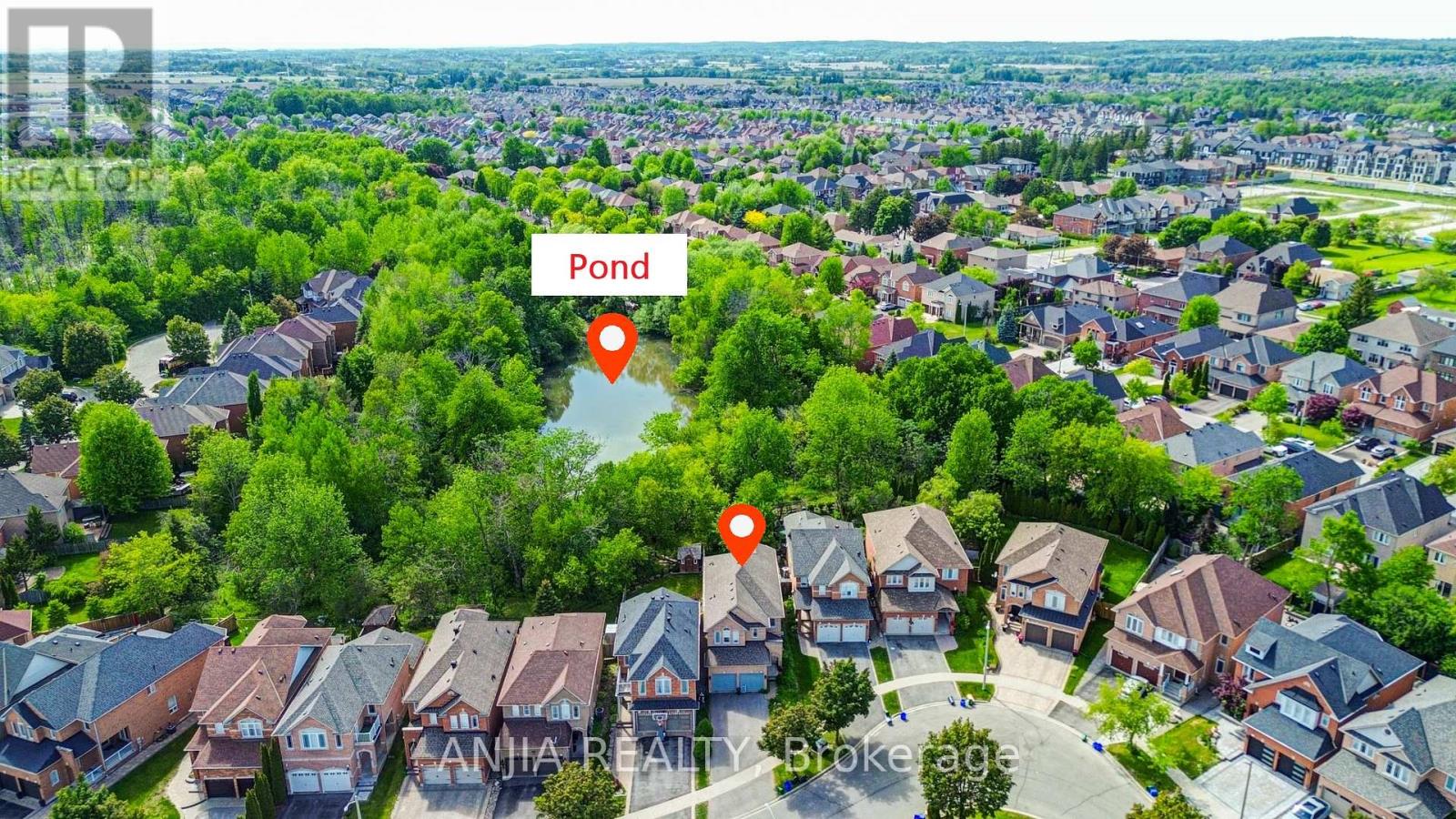 132 Estate Garden Drive, Richmond Hill, Ontario L4E 3X8 - Photo 49 - N13634324