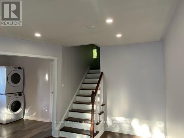 Main - 779 Greenfield Crescent, Newmarket, Ontario  L3Y 3B2 - Photo 3 - N13634354