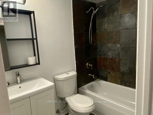 Main - 779 Greenfield Crescent, Newmarket, Ontario  L3Y 3B2 - Photo 8 - N13634354