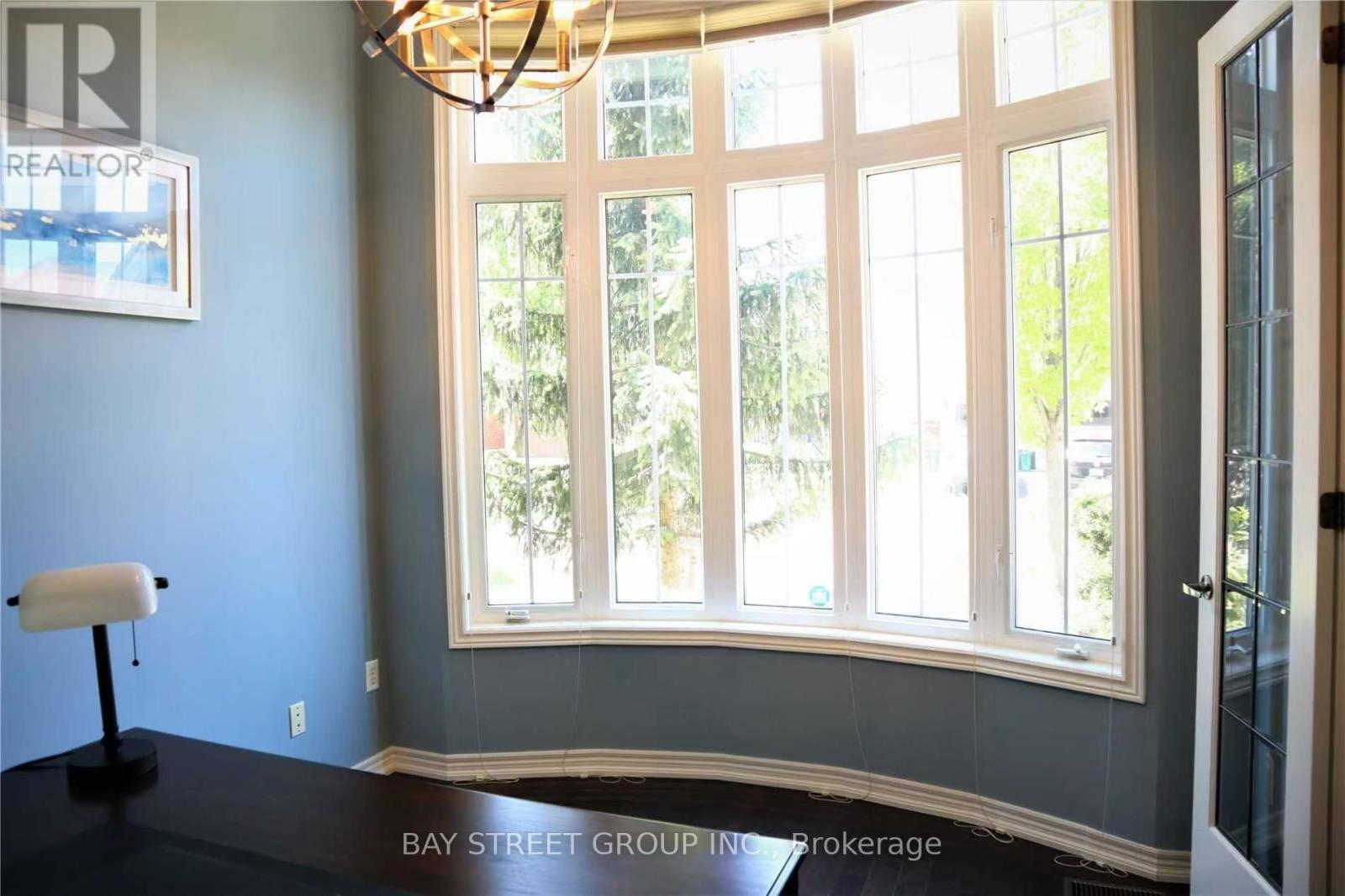 9 Eber Street, Richmond Hill, Ontario  L4E 4X2 - Photo 2 - N13634504