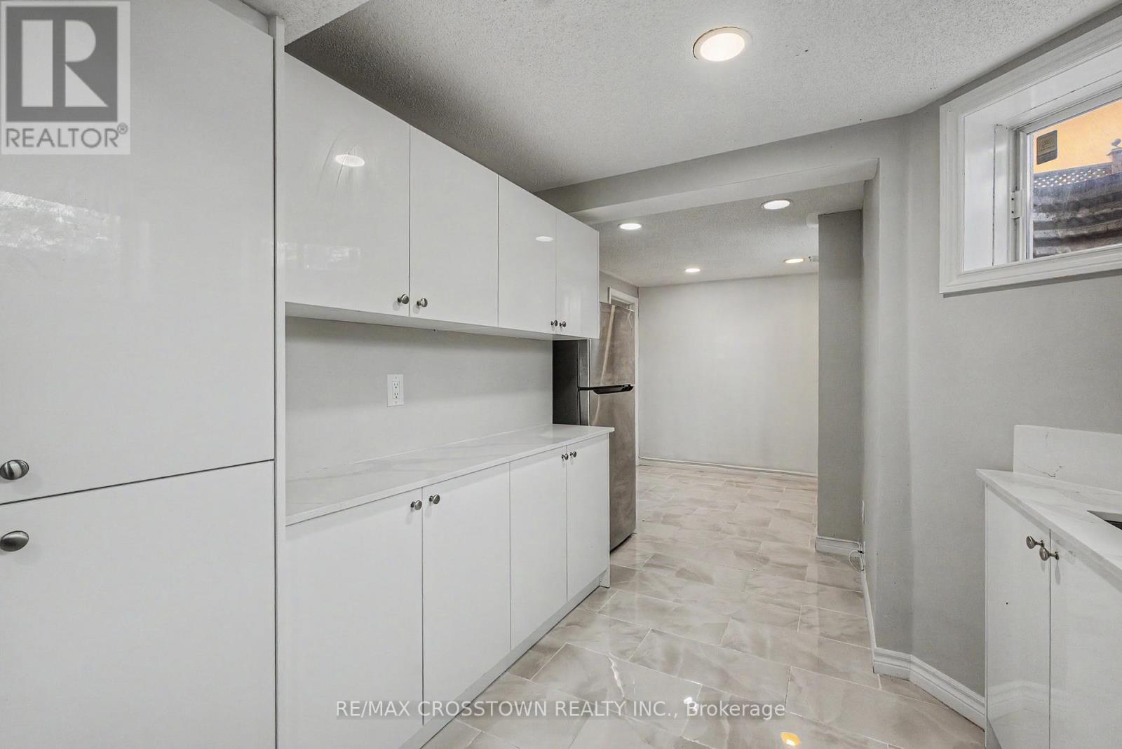 31 Logan Court, Barrie, Ontario  L4N 8G9 - Photo 31 - S13634496