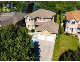 31 LOGAN COURT, Barrie, Ontario