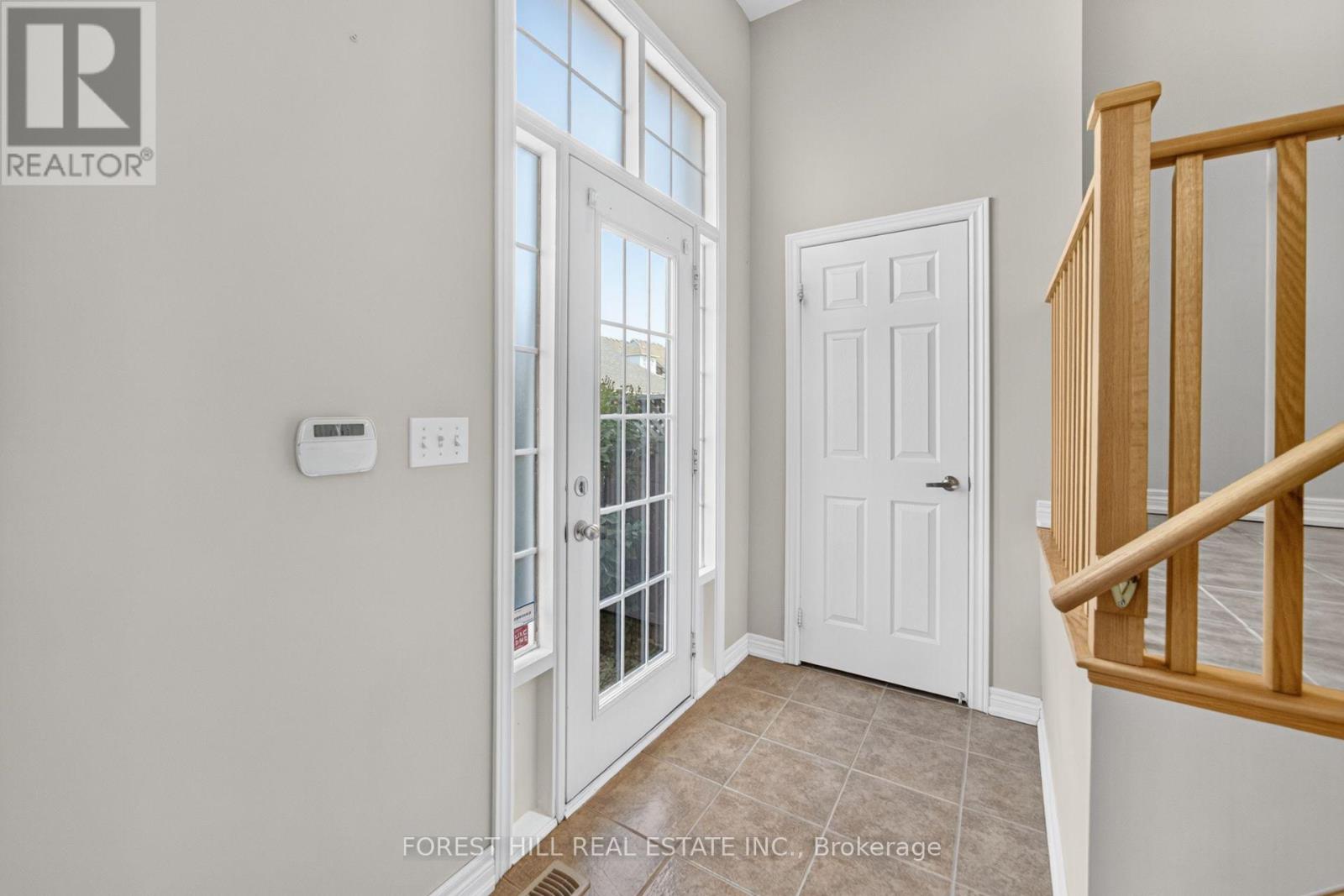 3549 Eglinton Avenue W, Mississauga, Ontario  L5M 7T3 - Photo 12 - W13634198