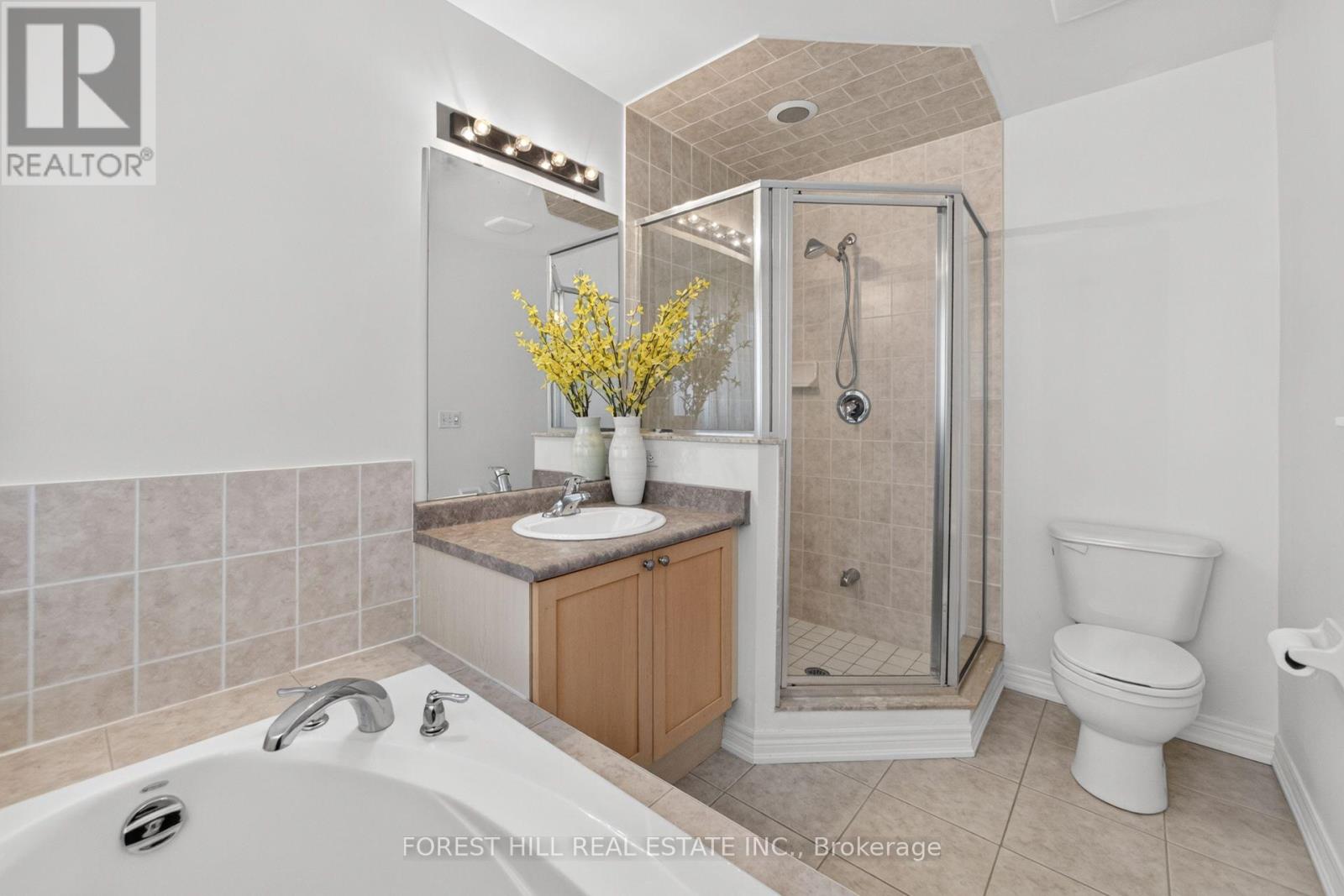 3549 Eglinton Avenue W, Mississauga, Ontario  L5M 7T3 - Photo 19 - W13634198