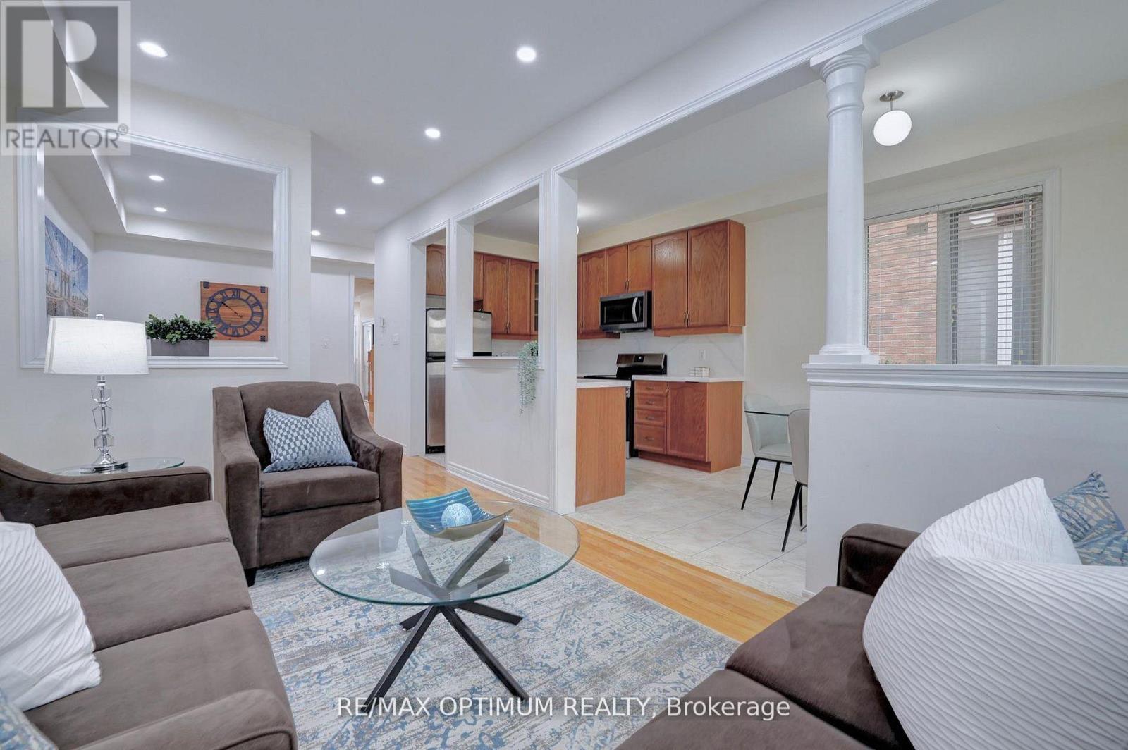 21 Saint Eugene Street, Brampton, Ontario  L6Y 0N5 - Photo 10 - W13634216