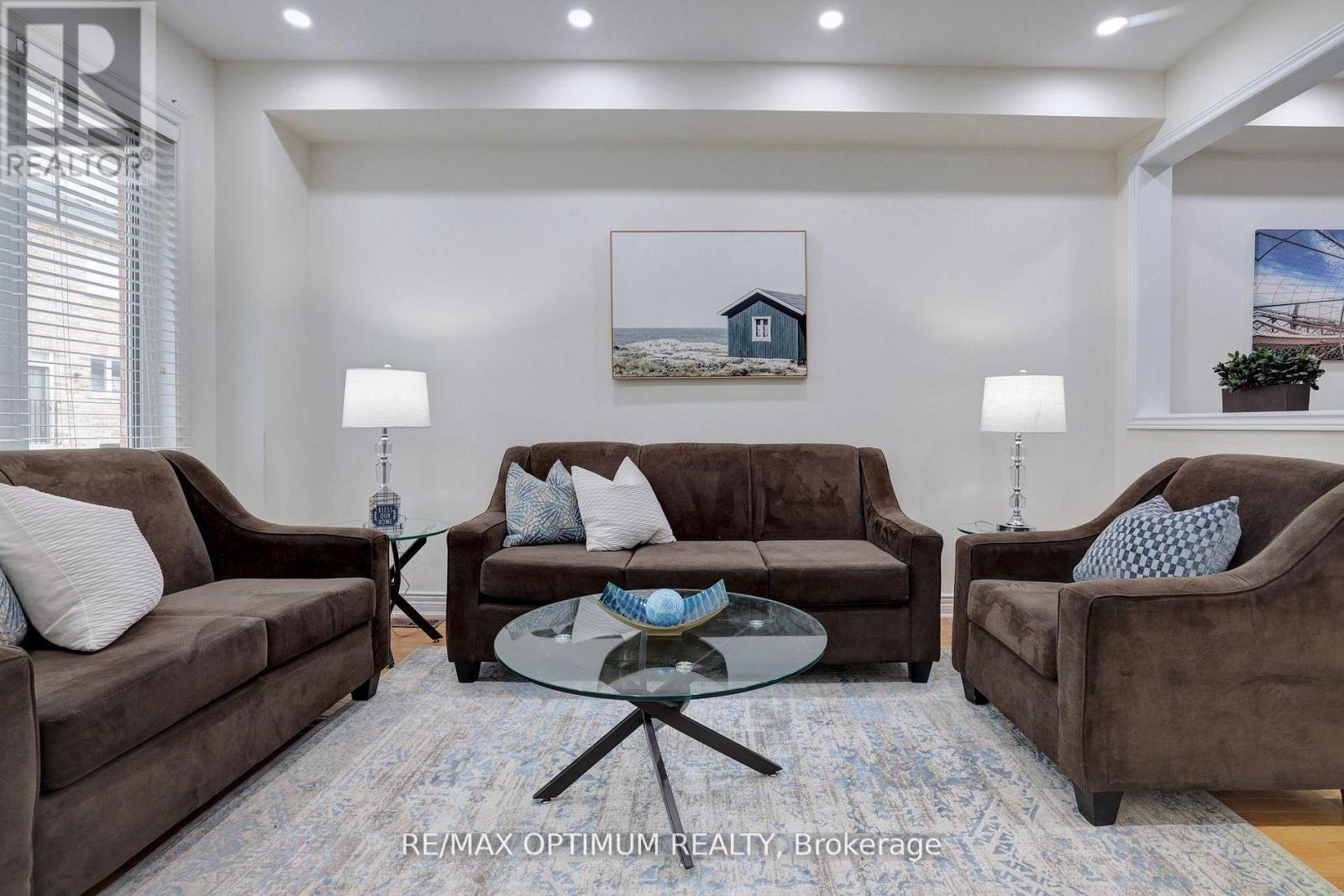 21 Saint Eugene Street, Brampton, Ontario  L6Y 0N5 - Photo 9 - W13634216