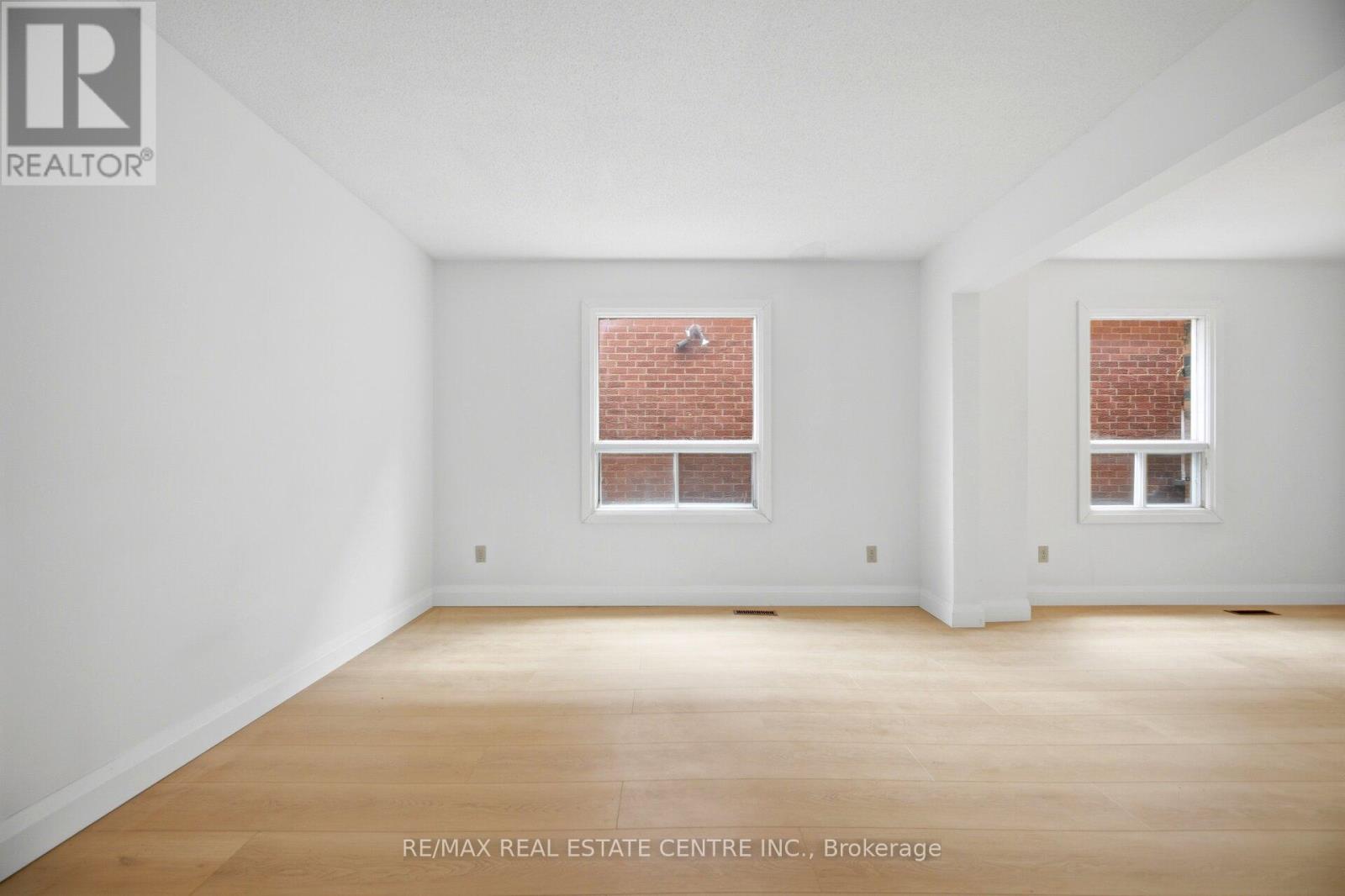4676 Owl Circle, Mississauga, Ontario  L4Z 2W6 - Photo 10 - W13634312