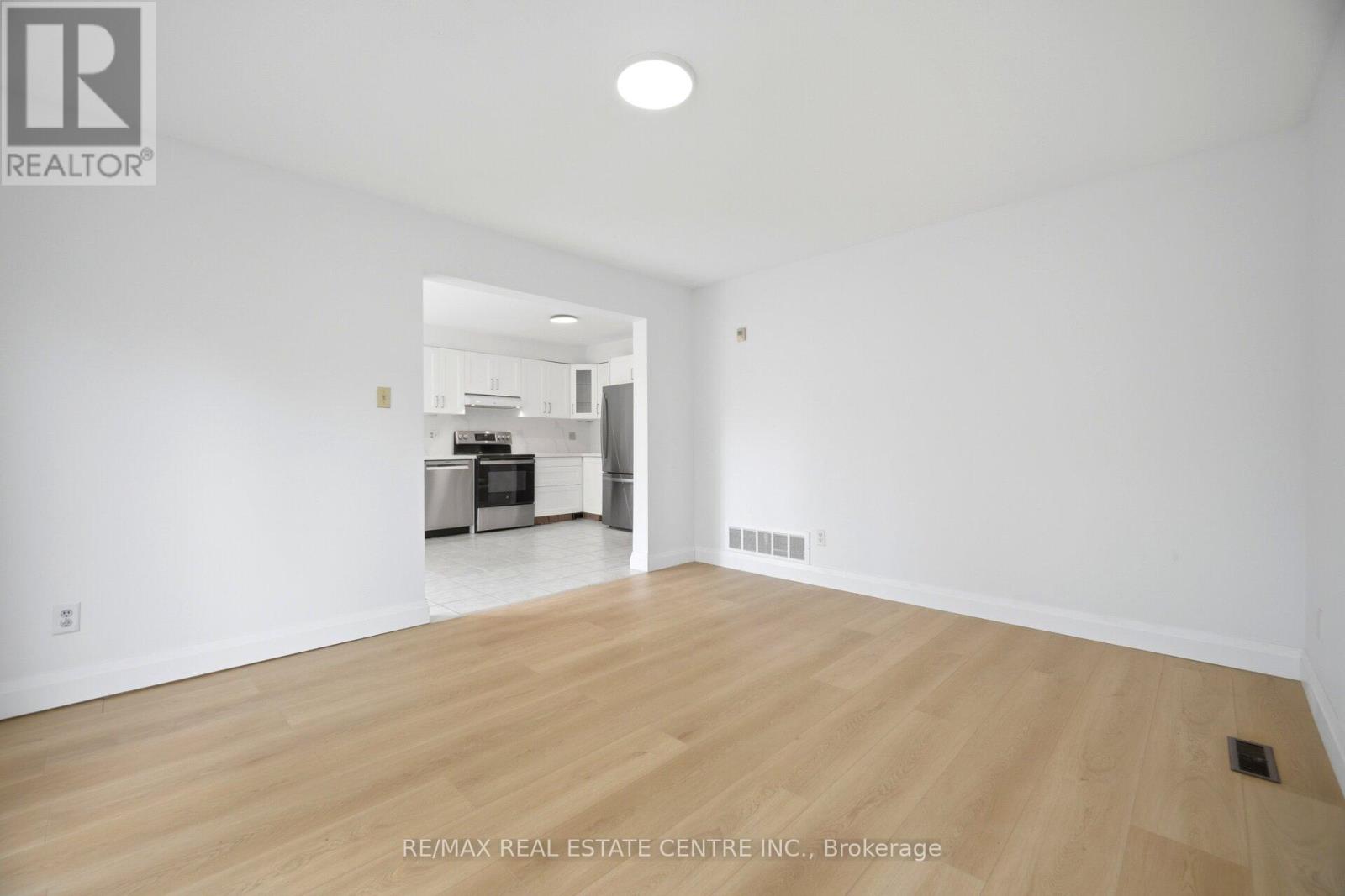 4676 Owl Circle, Mississauga, Ontario  L4Z 2W6 - Photo 23 - W13634312