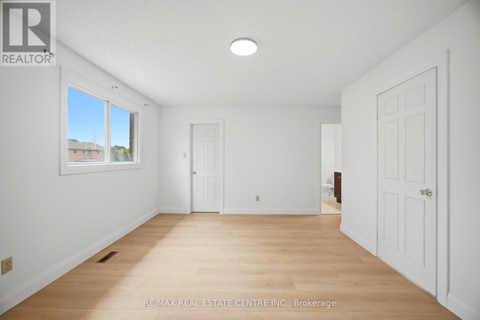 4676 Owl Circle, Mississauga, Ontario  L4Z 2W6 - Photo 32 - W13634312