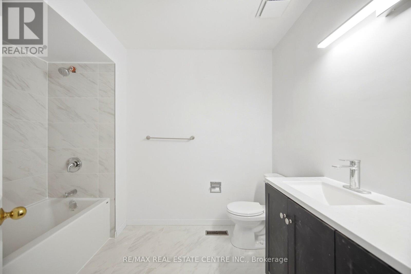 4676 Owl Circle, Mississauga, Ontario  L4Z 2W6 - Photo 33 - W13634312