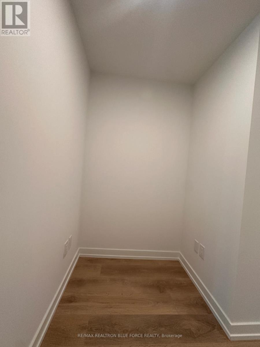 1215 - 1100 Sheppard Avenue W, Toronto, Ontario  M3K 0E4 - Photo 13 - W13634454
