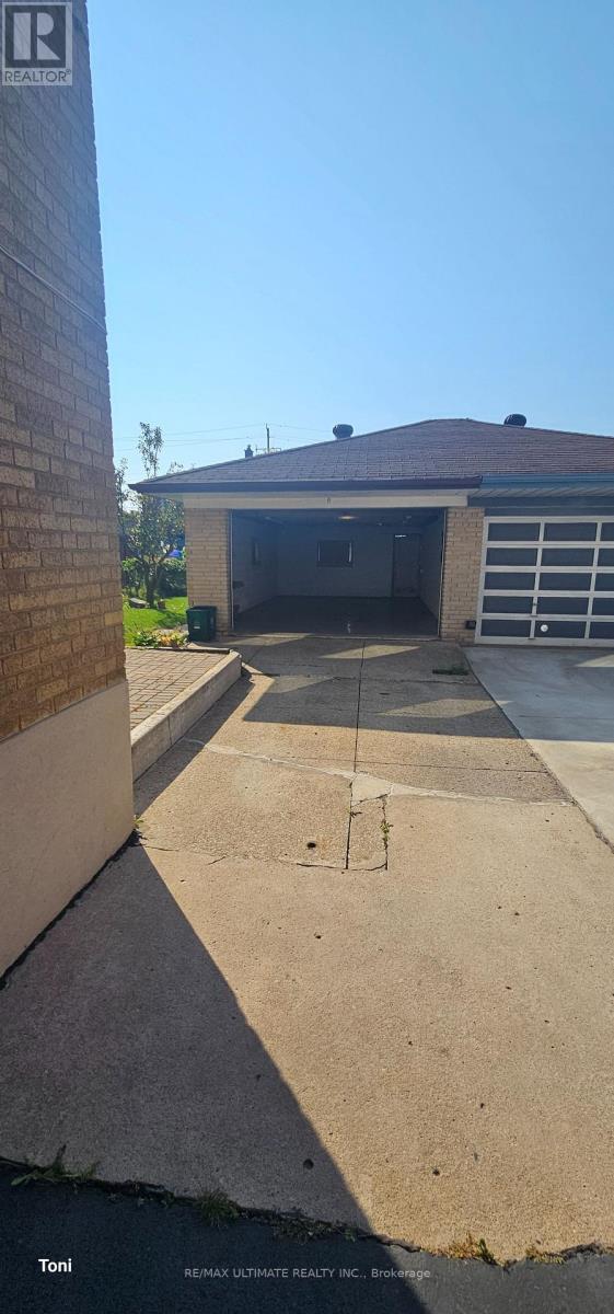 Main - 187 Epsom Downs Drive, Toronto, Ontario  M3M 1S8 - Photo 19 - W13634460