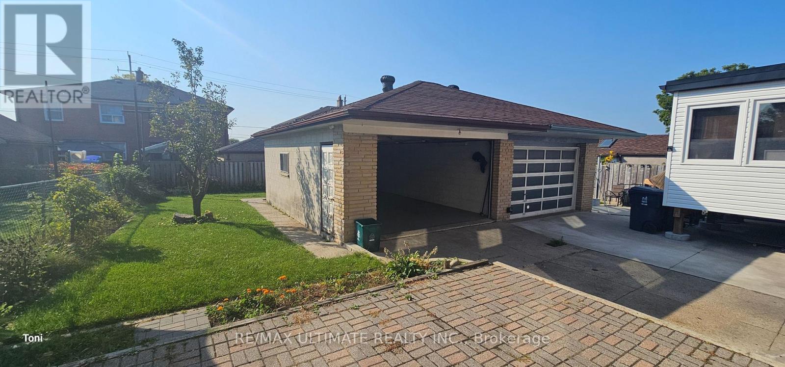 Main - 187 Epsom Downs Drive, Toronto, Ontario  M3M 1S8 - Photo 22 - W13634460