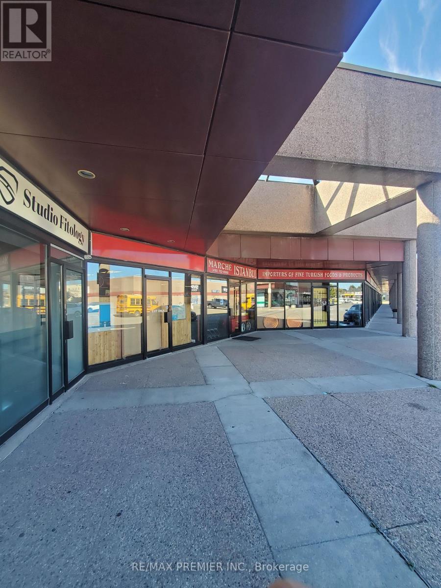 13 - 3220 Dufferin Street, Toronto, Ontario  M6A 2T3 - Photo 3 - W13634490