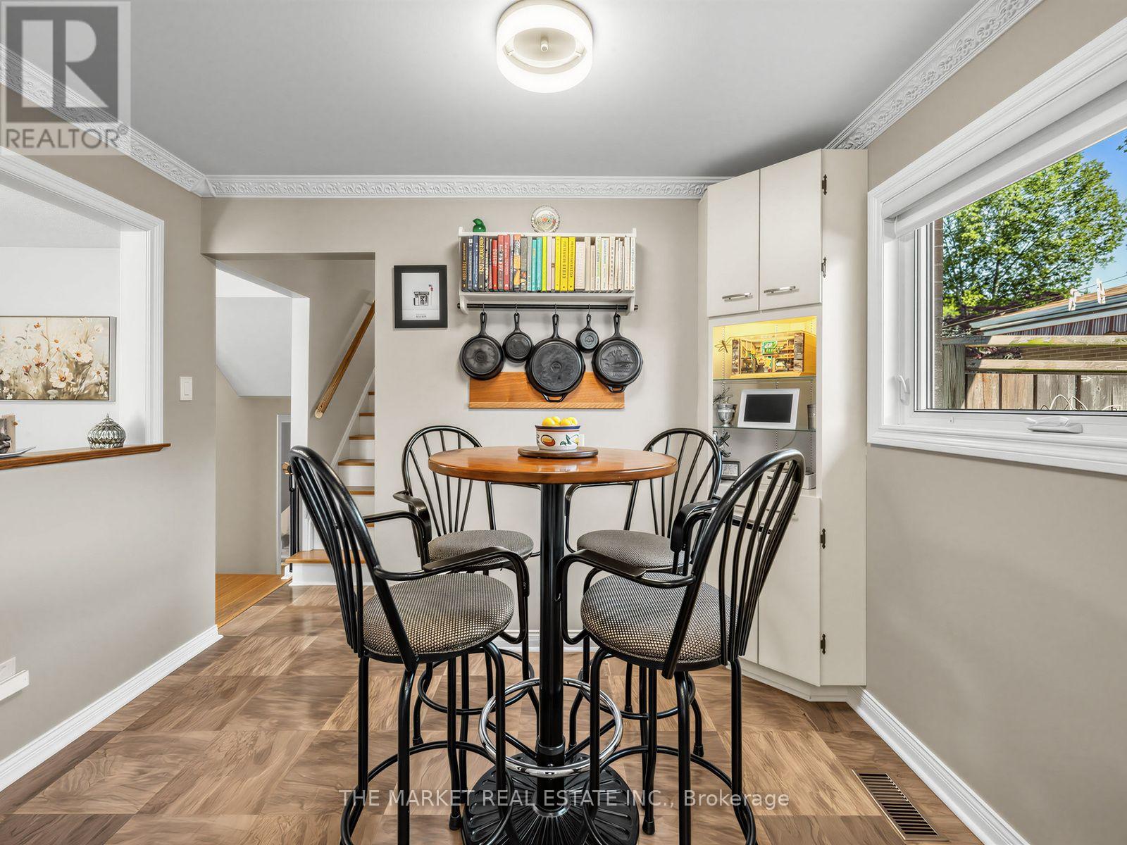 1033 Franconia Drive, Mississauga, Ontario  L4Y 2L6 - Photo 19 - W13634520
