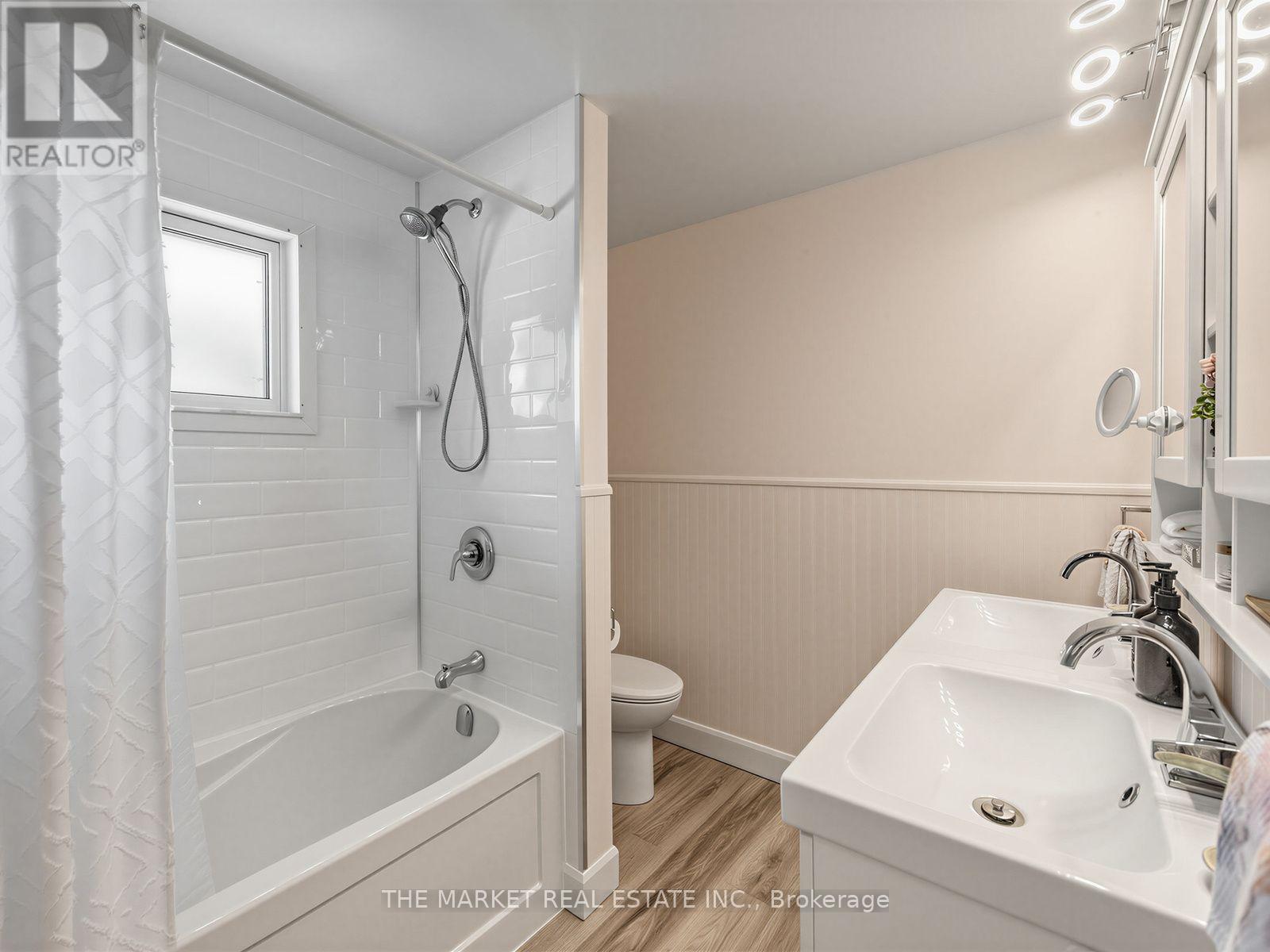 1033 Franconia Drive, Mississauga, Ontario  L4Y 2L6 - Photo 27 - W13634520