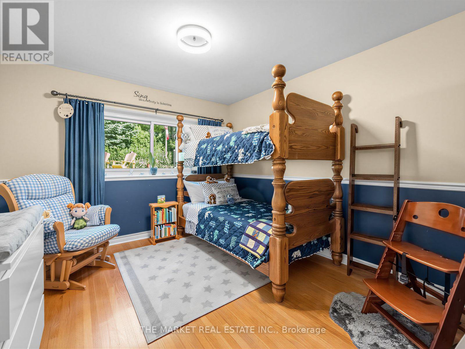 1033 Franconia Drive, Mississauga, Ontario  L4Y 2L6 - Photo 29 - W13634520