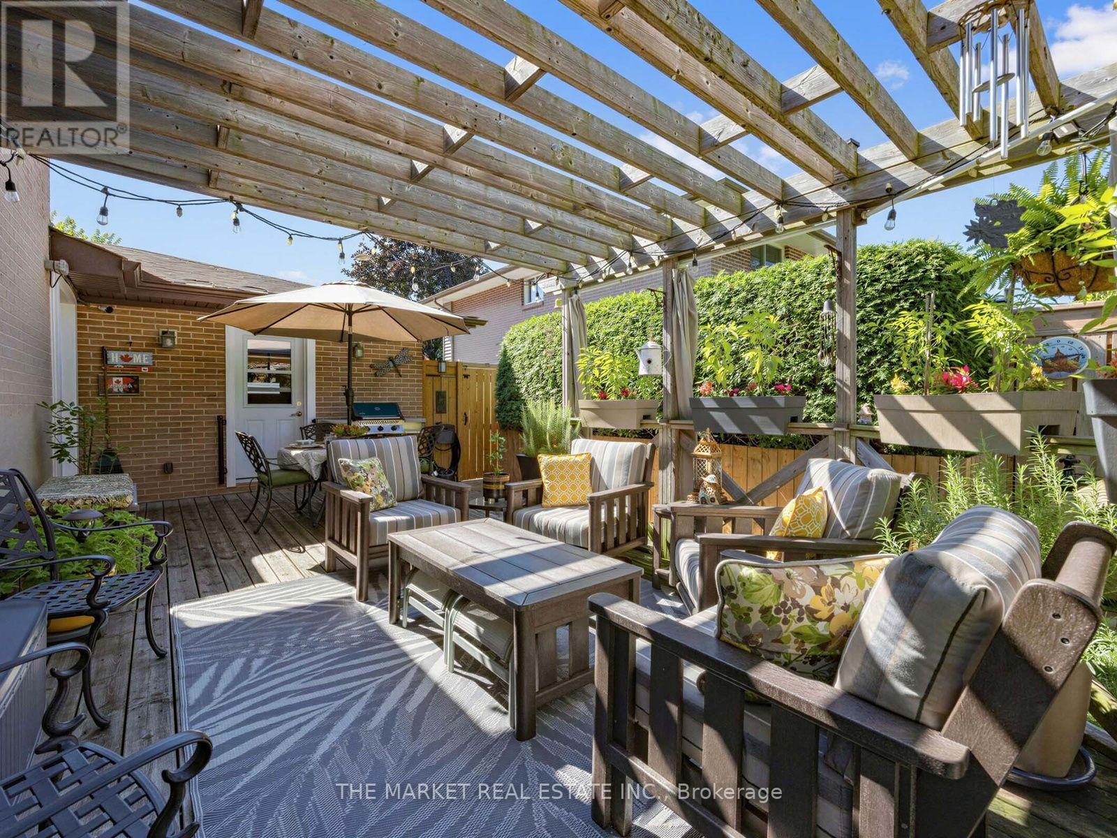 1033 Franconia Drive, Mississauga, Ontario  L4Y 2L6 - Photo 42 - W13634520