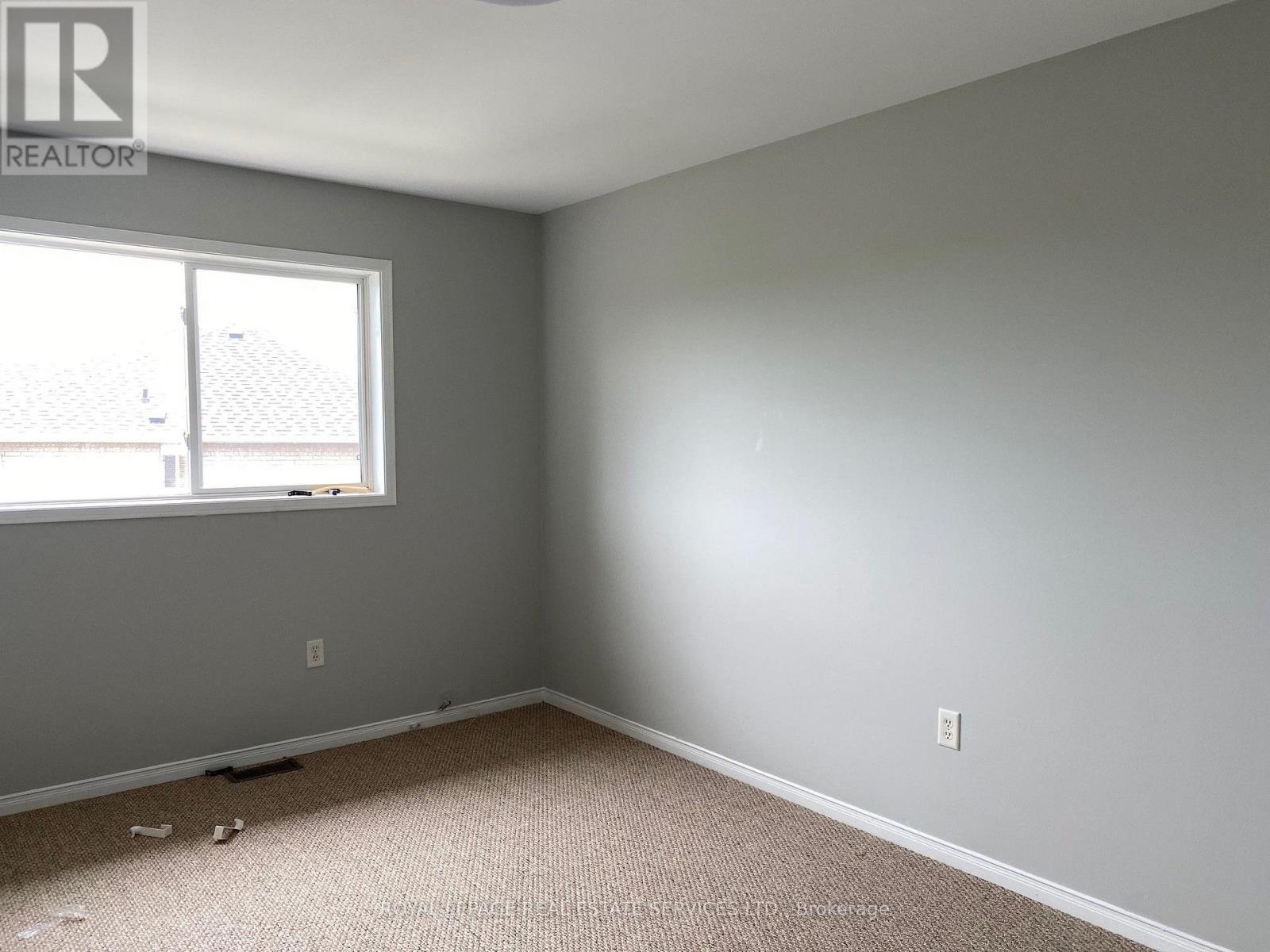 2362 Woodridge Way, Oakville, Ontario  L6H 6S3 - Photo 10 - W13634554