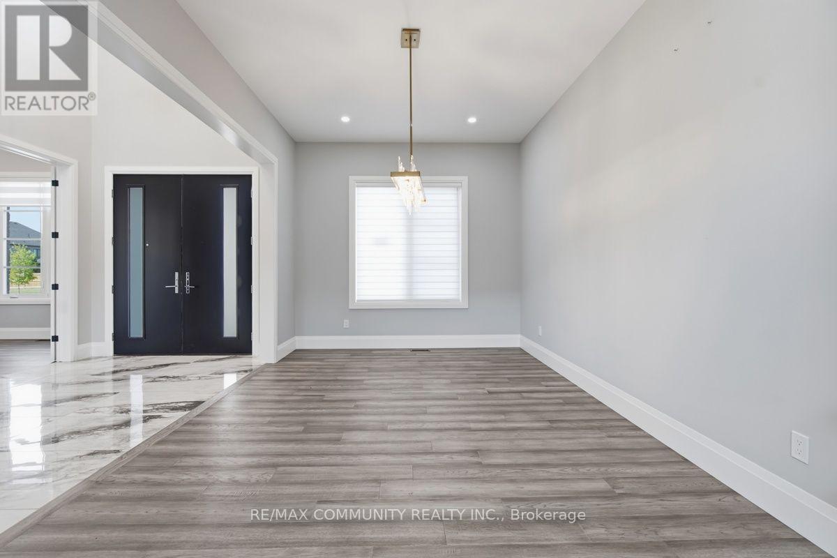 451 Warner Terrace, London North, Ontario  N6G 0E6 - Photo 4 - X13634240