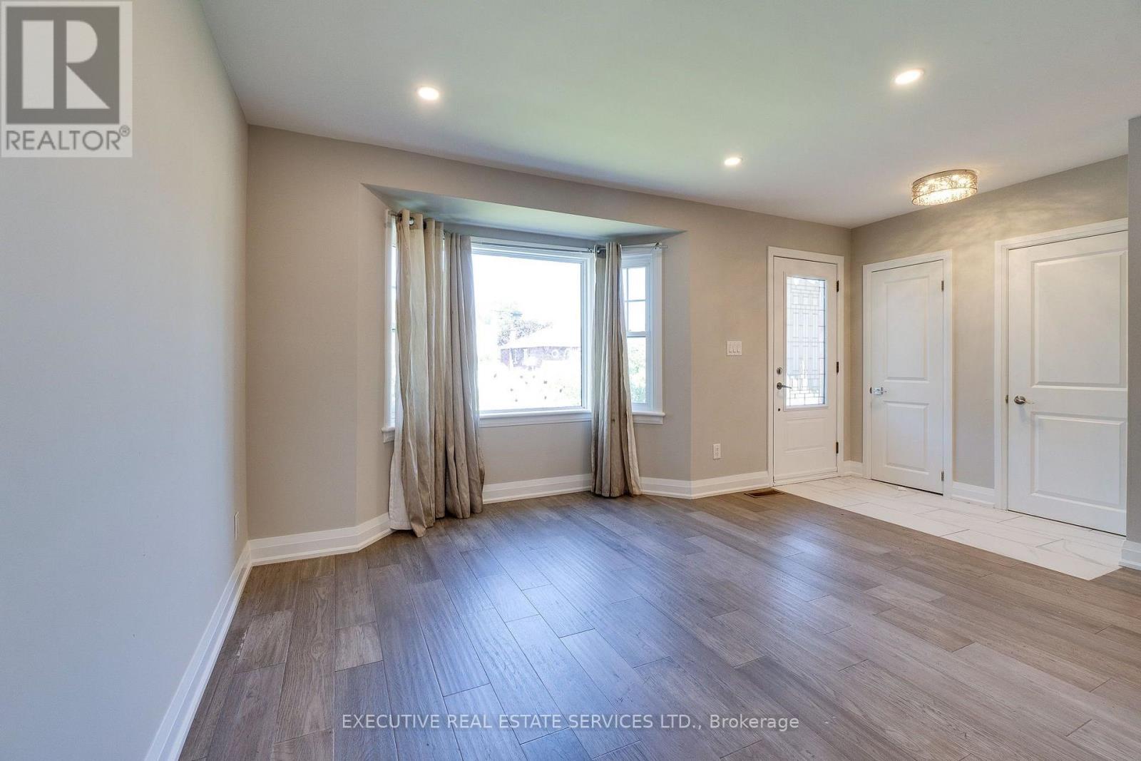 213 East 32nd Street, Hamilton, Ontario  L8V 3S3 - Photo 11 - X13634334