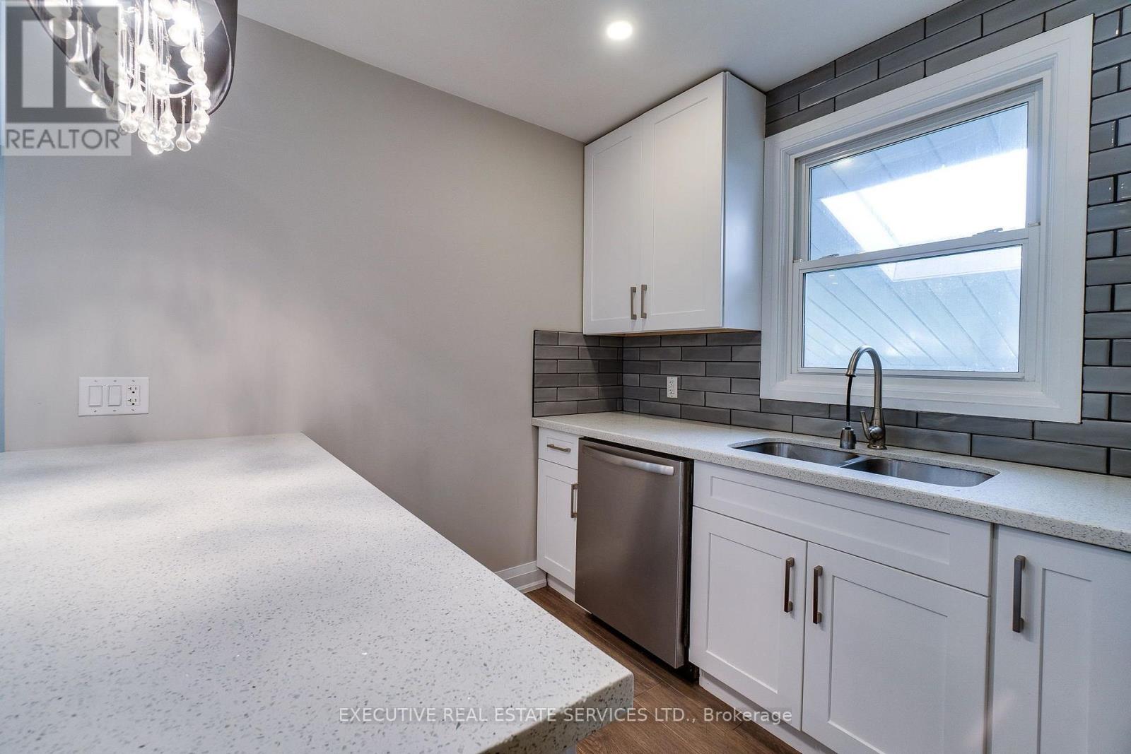 213 East 32nd Street, Hamilton, Ontario  L8V 3S3 - Photo 21 - X13634334