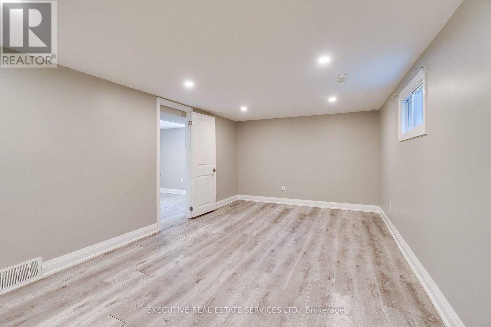 213 East 32nd Street, Hamilton, Ontario  L8V 3S3 - Photo 42 - X13634334