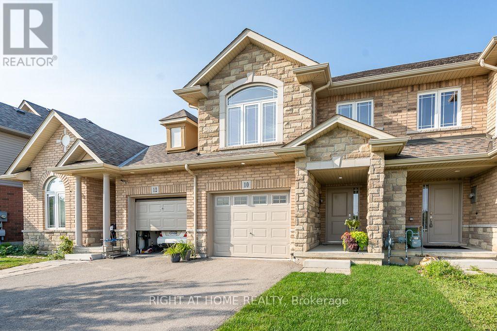 10 Cittadella Boulevard, Hamilton, Ontario L8J 3H5 - Photo 2 - X13634394