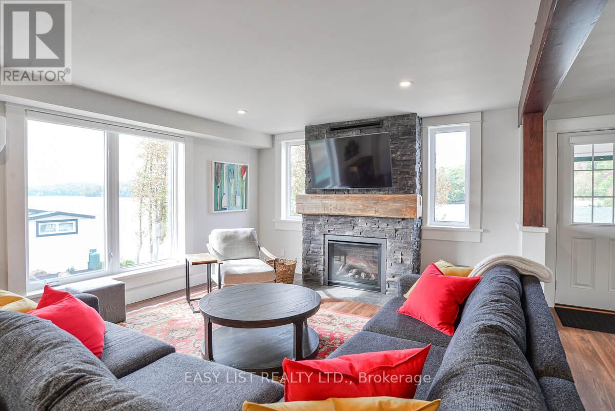 1021 Marina Road, Lake Of Bays, Ontario  P1H 2J6 - Photo 4 - X13634436