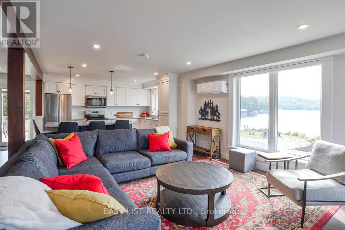 1021 Marina Road, Lake Of Bays, Ontario  P1H 2J6 - Photo 5 - X13634436