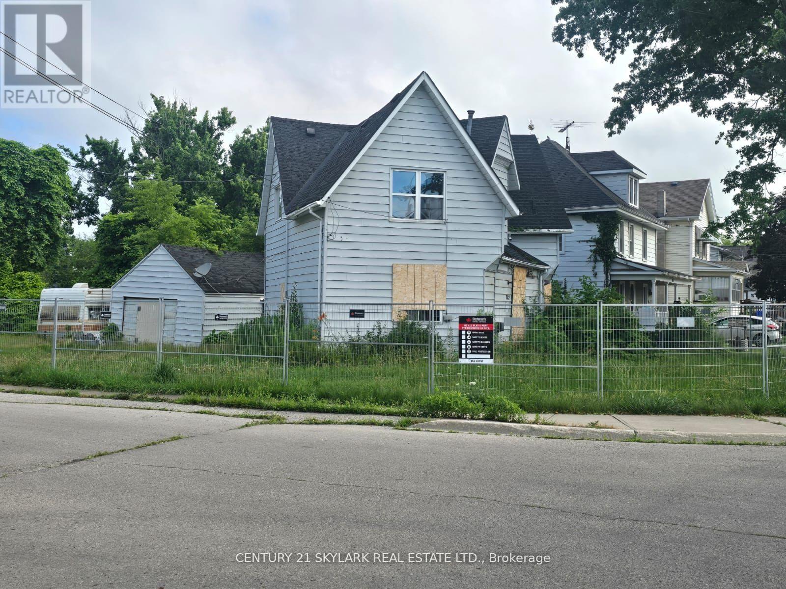 702 Cedar Street, Haldimand, Ontario  N1A 2J8 - Photo 1 - X13634530