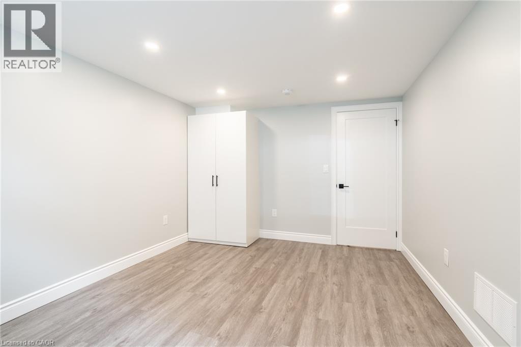 5482 Randolph Crescent Unit# 2, Burlington, Ontario  L7L 3C5 - Photo 14 - 40825770