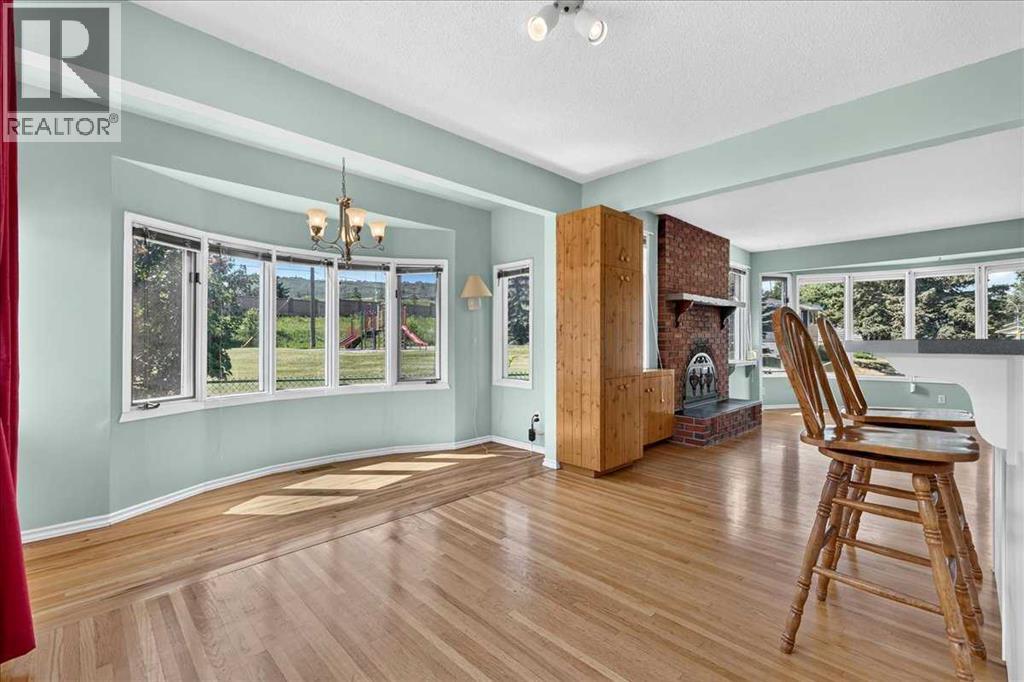 7727 Bowcliffe Crescent NW, Calgary, Alberta  T3B 2S6 - Photo 19 - A2328949