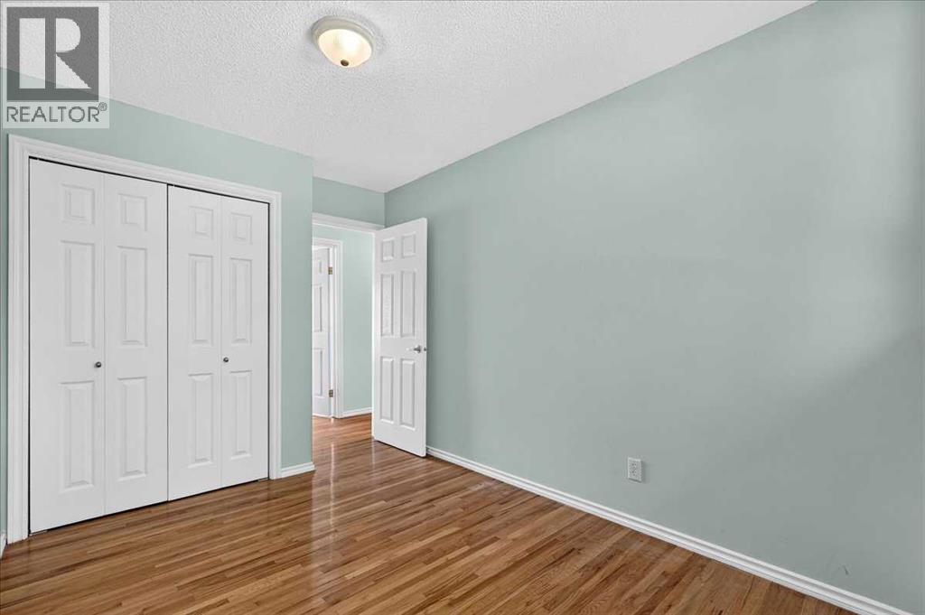 7727 Bowcliffe Crescent NW, Calgary, Alberta  T3B 2S6 - Photo 25 - A2328949