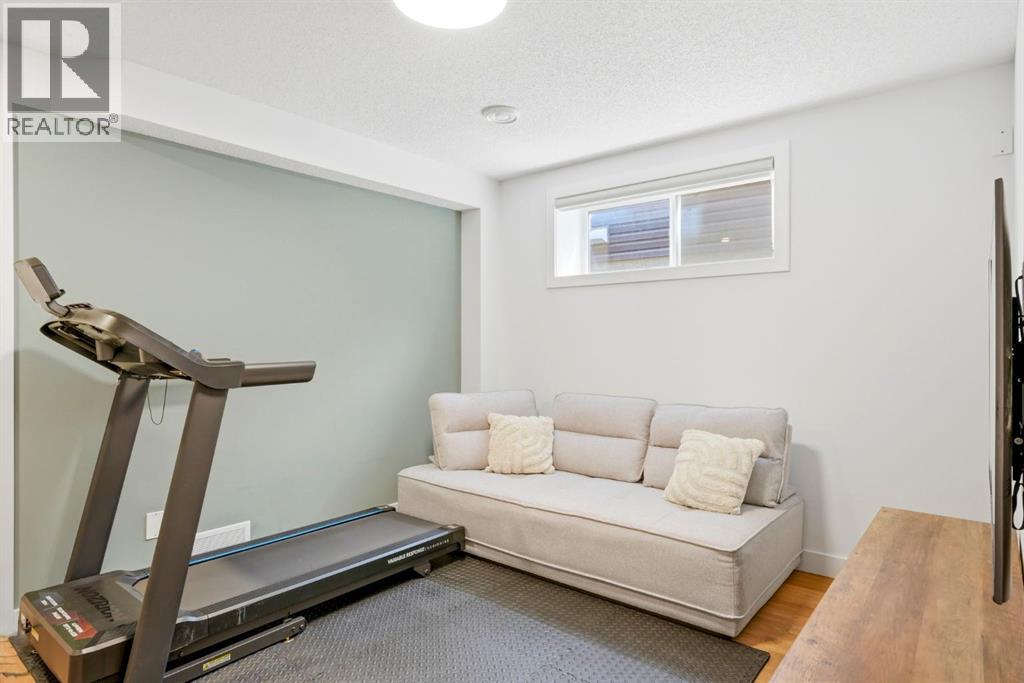 564 Evanston Drive NW, Calgary, Alberta  T3P 0H4 - Photo 18 - A2332438