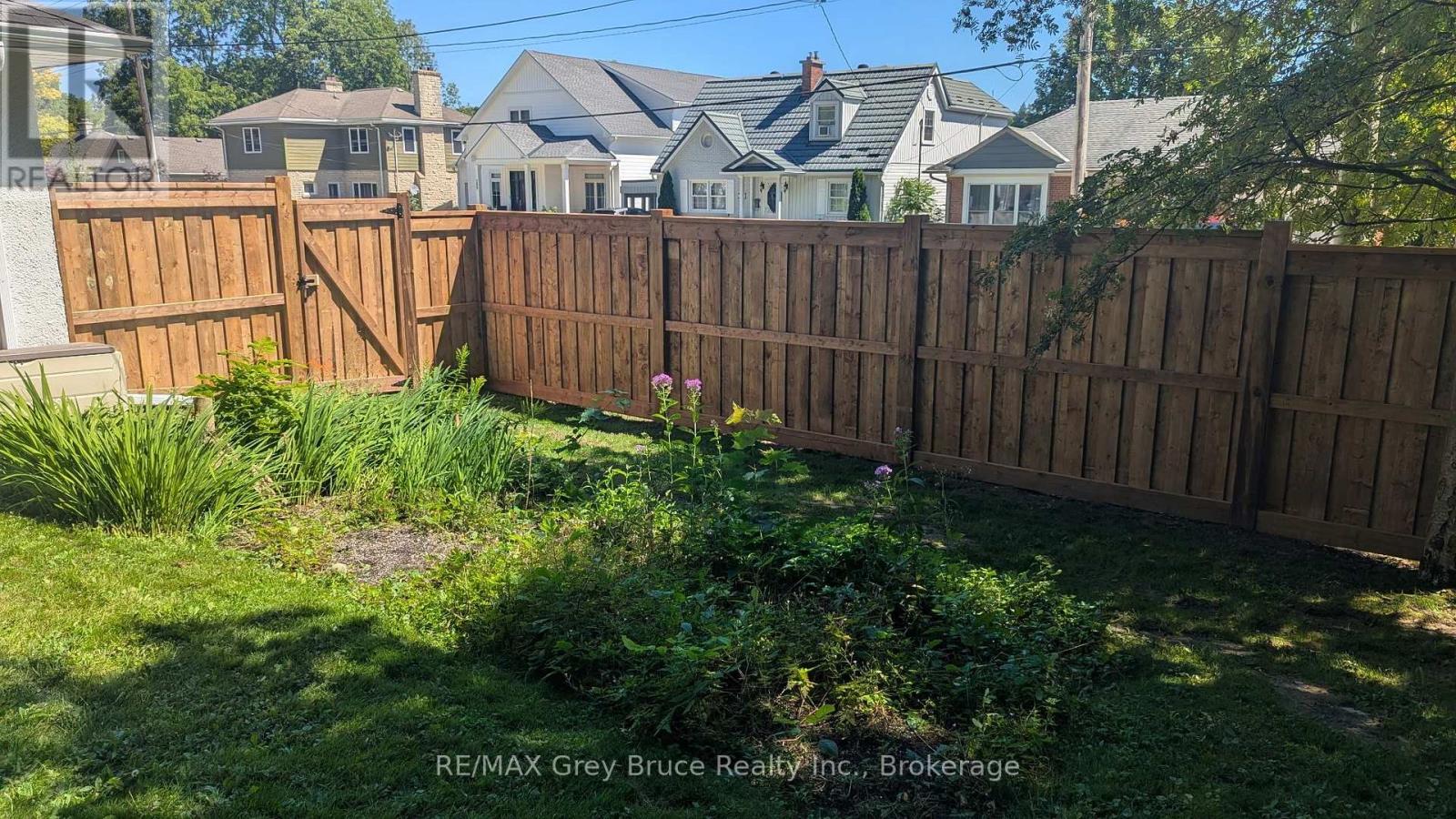 250 2nd Avenue E, Owen Sound, Ontario  N4K 2E6 - Photo 38 - X13557190